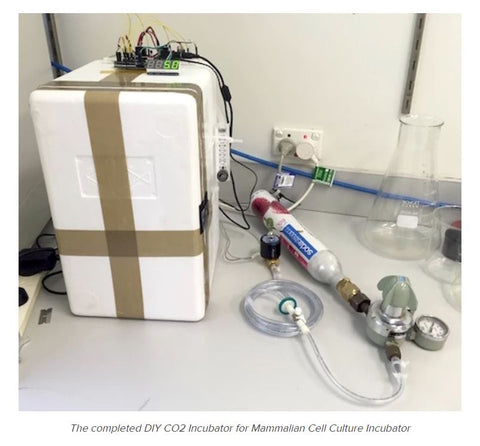 The Pelling Lab CO<sub>2<sub> incubator.